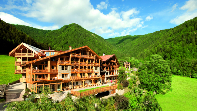 © 2025 Auralpina